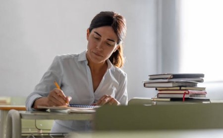 Why Students Choose Online Class Help UK for Academic Success