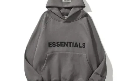 Essentials Hoodie for Men – Classic Fit and Timeless Style