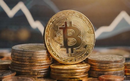 Should You Choose a Bitcoin ETF or Own Bitcoin Directly?