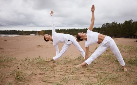 Morning vs Evening Yoga-A Detailed Benefits Comparison