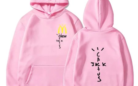 People Can’t Stop Wearing Travis Scott Merch Great Choice