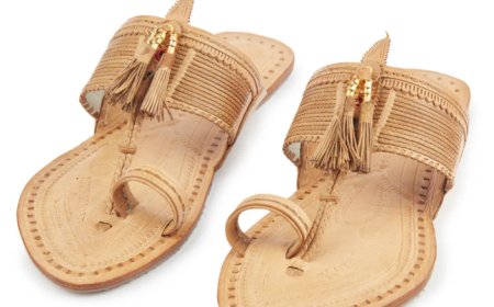 The Maharani Classic Ladies Kolhapuri Chappal – A Timeless Symbol of Grace and Heritage