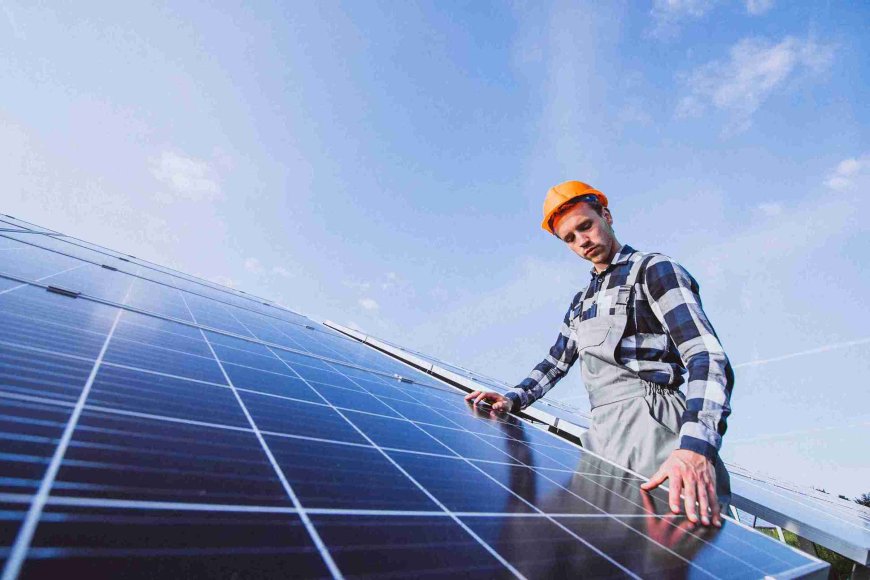 Solar Panel Washing Services in Lahore: The Ultimate Guide for Clean and Efficient Solar Panels