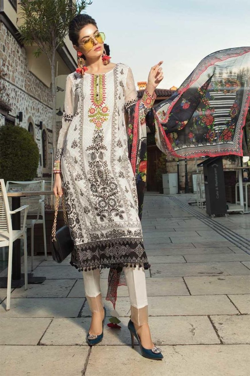 Pakistani Clothes: Style and Identity