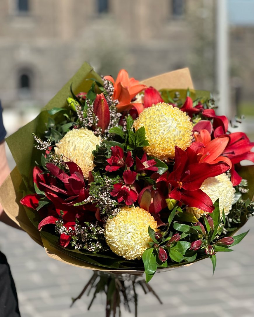 The Role of Flowers in Expressing Sympathy and Support