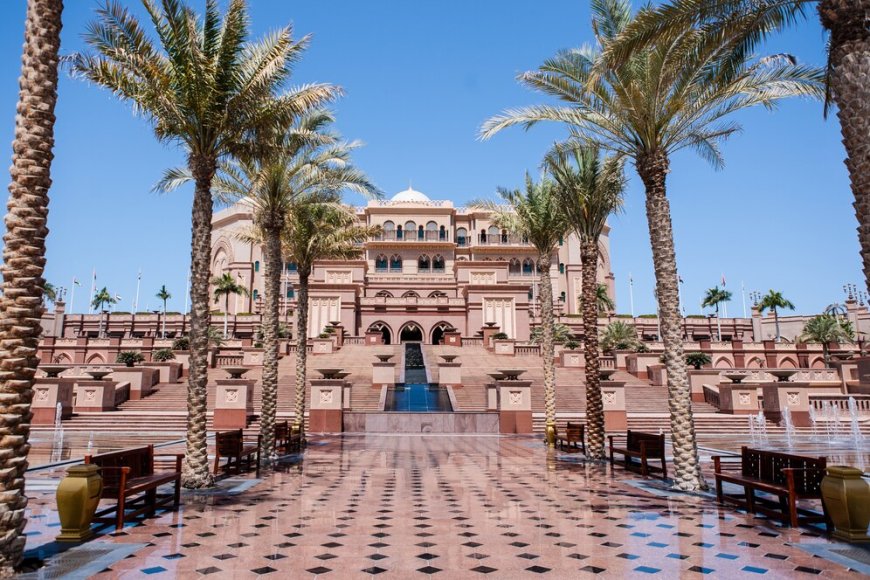 Private Transfer from Jeddah Airport to Madinah Hotel – Your Comfortable Ride to the City of the Prophet ﷺ