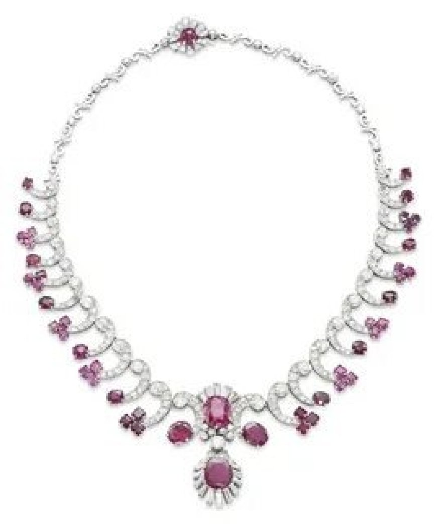 Cleaning White Gold & Pink Sapphire Necklaces Safely